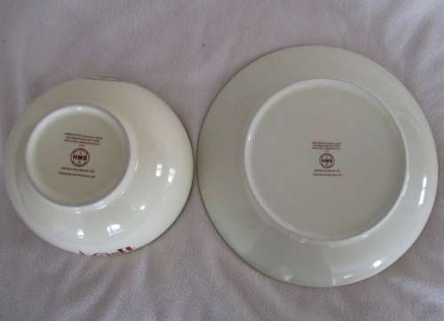FOR THE HARRY POTTER FAN - PORCELAIN/CERAMIC BREAKFAST DISH AND PLATE