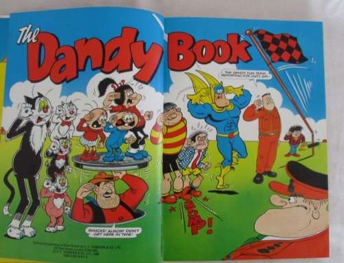 1989 - THE DANDY BOOK