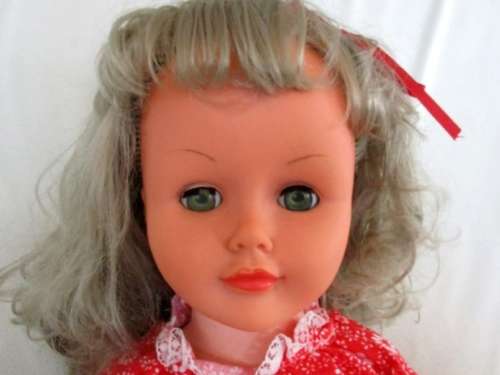 A LARGE VINTAGE 57CM TALL COLOMBO WALKING DOLL
