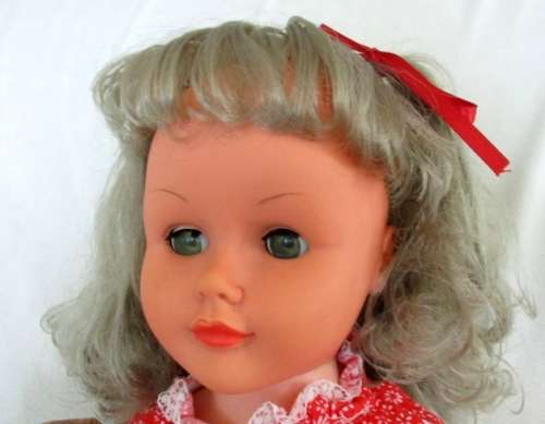 A LARGE VINTAGE 57CM TALL COLOMBO WALKING DOLL