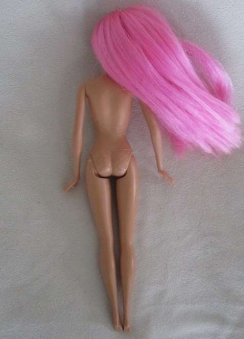 MATTEL BARBIE DOLL WITH LOVELY LONG SOFT PINK HAIR