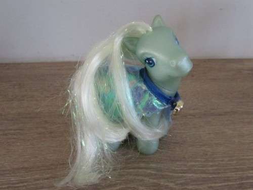 HASBRO G3 MY LITTLE PONY - CRYSTAL CROWN WITH WISHING WELL AND BRUSH
