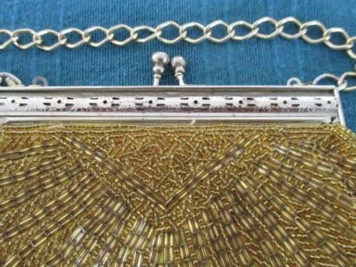 BEAUTIFUL VINTAGE BEADED HANDBAG