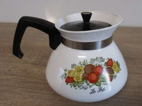 VINTAGE 6 CUP CORNING WARE RENCH SPICE/SPICE OF LIFE COFFEE POT