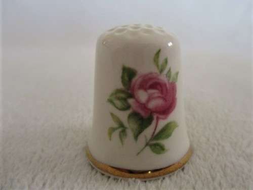 THIMBLE NO CC- PORCELAIN - MASONS, ENGLAND
