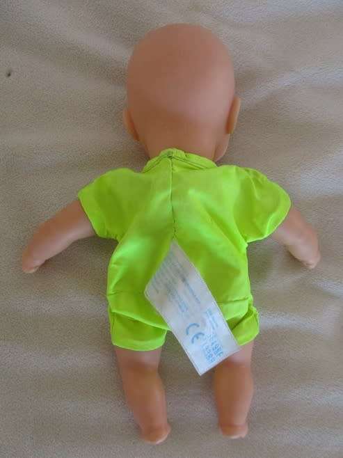 A VERY COLLECTABLE TINY 2010 COROLLE BABY DOLL