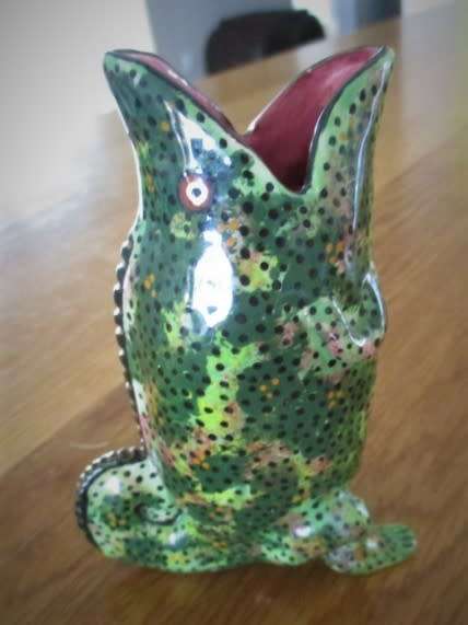 ORIGINAL ARDMORE STUDIO CHAMELION VASE MADE BY OCTAVIA MAKHEKHE