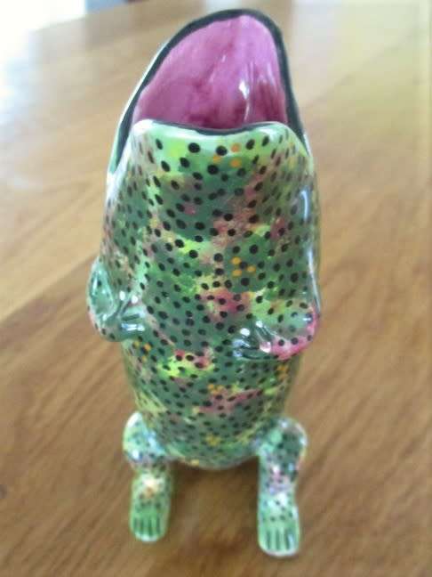 ORIGINAL ARDMORE STUDIO CHAMELION VASE MADE BY OCTAVIA MAKHEKHE