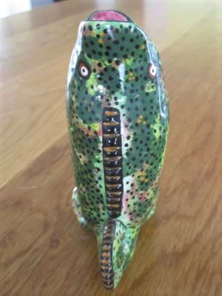 ORIGINAL ARDMORE STUDIO CHAMELION VASE MADE BY OCTAVIA MAKHEKHE