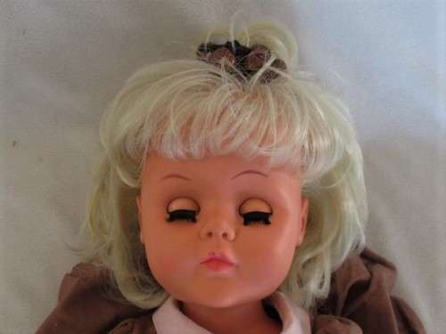 BEAUTIFUL LARGE 54CM TALL VINTAGE WALKING DOLL WITH BEAUTIFUL BLUE EYES