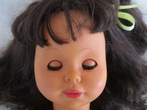 A STUNNING LARGE VINTAGE 51CM TALL DOLL