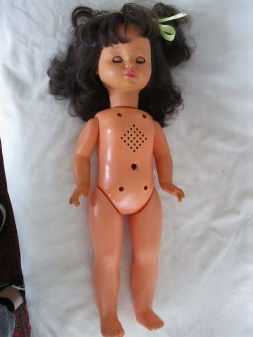 A STUNNING LARGE VINTAGE 51CM TALL DOLL