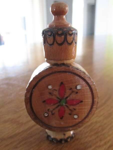 THREE VERY PRETTY AND UNIQUE PERFUME BOTTLES FOR THE COLLECTOR