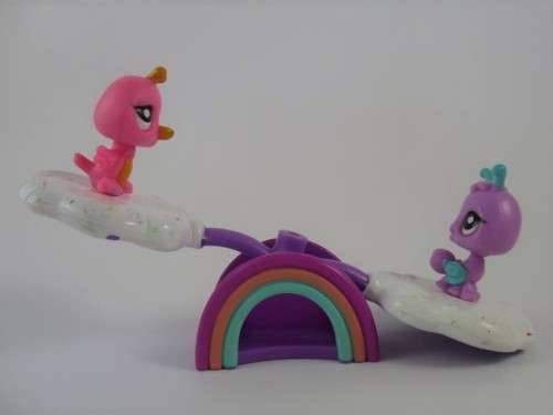 NO.33 - HASBRO LITTLEST PET SHOP - TWO SWEET LPS FIGURES ON A SEE SAW