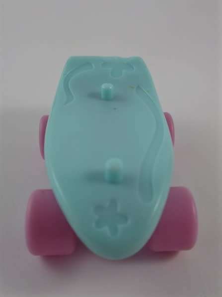 NO.34 - HASBRO LITTLEST PET SHOP - A SCOOTER AND A SKATE BOARD FOR YOUR LPS FIGURES