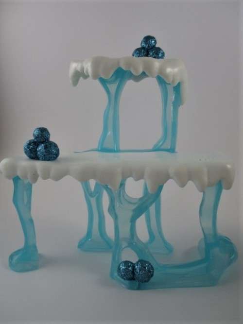 NO.34 - HASBRO LITTLEST PET SHOP - TWO DISPLAY STANDS FOR YOUR LPS FIGURES