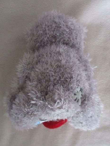 CUTE TATTY TEDDY  (ME TO YOU) HOLDING A RED HEART