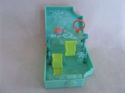 NO.4 - HASBRO LITTLEST PET SHOP -  A CUTE TRAVEL CARRY FOLDING PLAYGROUND PLUS SLIDE AND MUD BATH