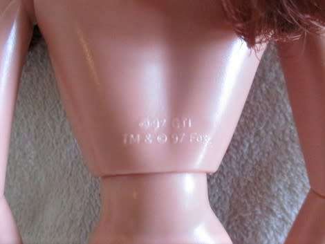 ORIGINAL 1997 GALOOB 20TH CENTURY FOX  DISNEY'S ANASTASIA BARBIE DOLL - ARTICULATED ELBOWS & WAIST