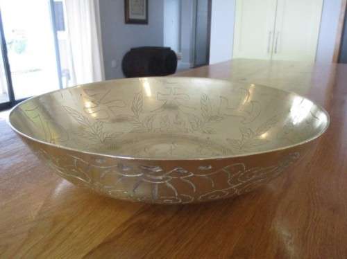 VINTAGE CHINESE - LARGE, HEAVY (1.6KG) WIDE BRASS BOWL WITH DRAGON AND SYMBOLS OF HAPPINESS DESIGNS