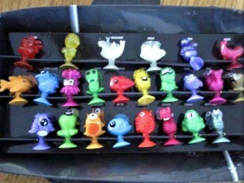 STIKEEZ SUBMARINE CREATURES OF THE DEEP COLLECTORS ALBUM WITH COMPLETE SET OF STIKEEZ