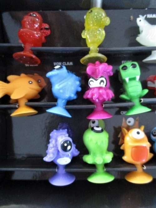 STIKEEZ SUBMARINE CREATURES OF THE DEEP COLLECTORS ALBUM WITH COMPLETE SET OF STIKEEZ
