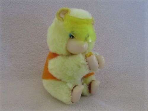 TINY COLLECTABLE NO 6. - VERY COLLECTABLE VINTAGE CLIP-ON HUGGER TOY - TENNIS LOVER