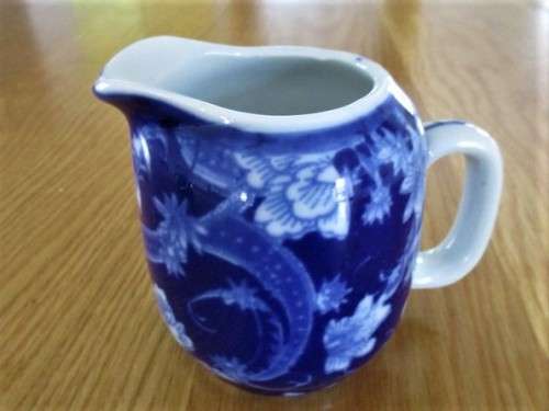 VINTAGE CHINESE BLUE AND WHITE SUGAR BASIN AND CREAMER - QUIANLONG YU ZIN?