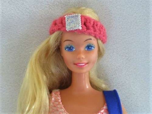 VINTAGE MATTEL BARBIE DOLL WITH VERY LONG HAIR - MADE IN TAIWAN - CIRCA 1970 - 1987 - NOT PERFECT