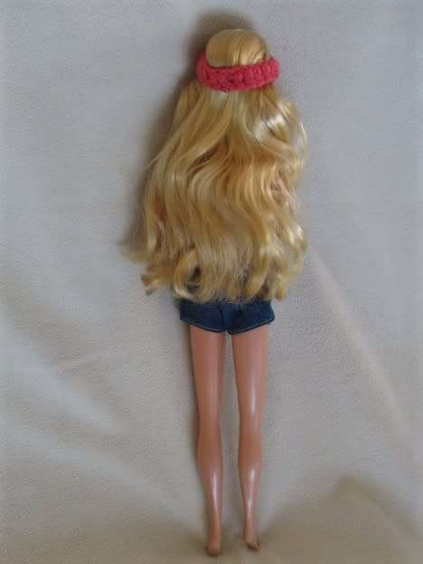 VINTAGE MATTEL BARBIE DOLL WITH VERY LONG HAIR - MADE IN TAIWAN - CIRCA 1970 - 1987 - NOT PERFECT