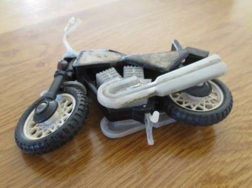VINTAGE 1980 BUDDY L. CORP DIECAST CHIPS (CALIFORNIA HIGHWAY PATROL) MOTOR BIKE IN NEED OF TLC