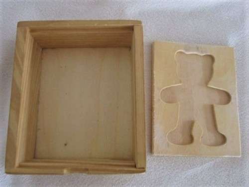 A CUTE WOODEN TEDDY BEAR 'INTERCHANGEABLE' BOX PUZZLE