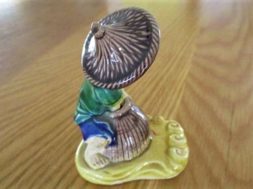 FOR DEANNE ONLY - A SMALL VINTAGE CHINESE MUDMAN