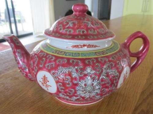 VINTAGE 1970's CHINESE ZHONGGUO JINGDEZHEN TEA SET IN GREAT CONDITION (24 PIECE - EXPORT MARKET)