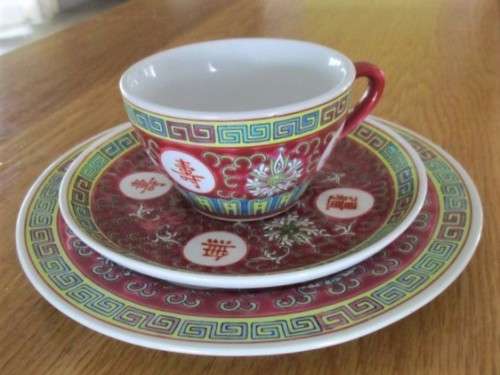 VINTAGE 1970's CHINESE ZHONGGUO JINGDEZHEN TEA SET IN GREAT CONDITION (24 PIECE - EXPORT MARKET)