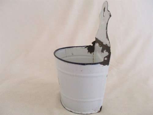 ANTIQUE 1890's/1900's GERMAN ENAMELWARE WALL-HANGING SALT 'BOX' - GREAT FOR KITCHEN HERBS!