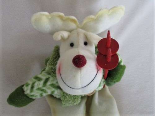 FOR BERRY ONLY - CHRISTMAS IS COMING - TWO BEAUTIFUL SCANDINAVIAN SHELF SITTERS PLUS