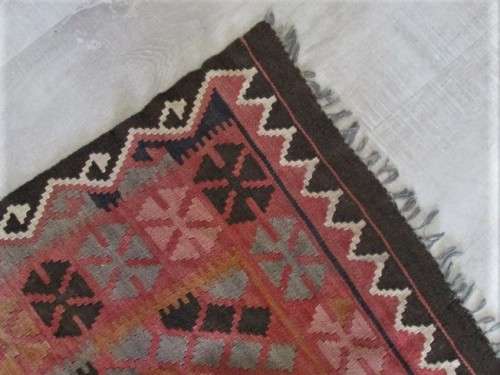 ENORMOUS HAND KNOTTED 100% WOOL KILIM  - 2M95 X 1M95 (2950MM X 1950MM)