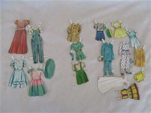 BARGAIN TIME!! A BATCH OF SEVENTEEN VINTAGE 1940's/50's PAPER DOLLS WITH OUTFITS!!