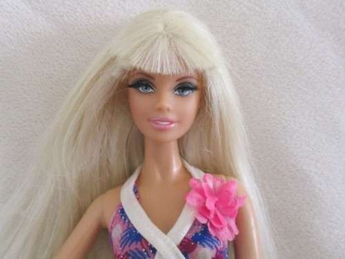 STUNNING MATTEL BARBIE DOLL WITH BANGS AND "REAL" LASHES IN THE CUTEST 1960's STYLE BELL BOTTOMS!