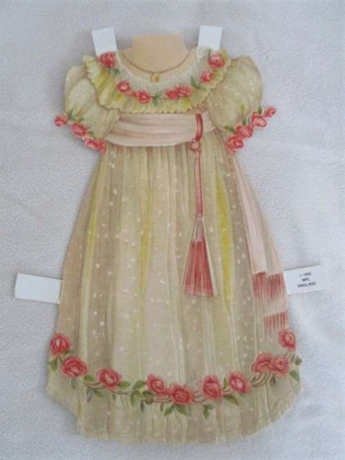 LARGE LADY JANE DRESS-ME  PAPER DOLL WITH FOUR DIFFERENT VICTORIAN OUTFITS IN ORIGINAL BOX