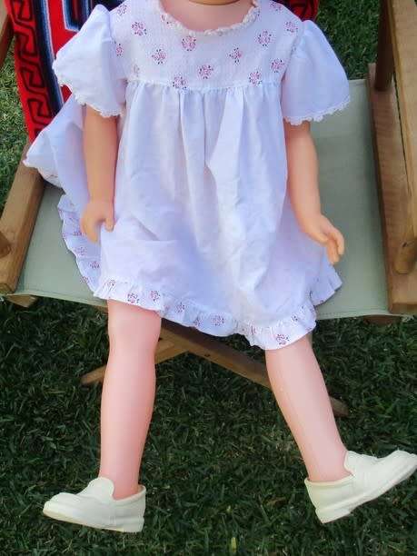 A VERY LARGE VINTAGE 90CM TALL PRIMA WALKING DOLL IN GREAT CONDITION