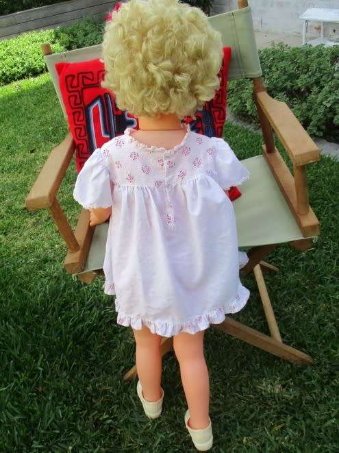 A VERY LARGE VINTAGE 90CM TALL PRIMA WALKING DOLL IN GREAT CONDITION