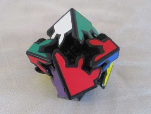 IF RUBIK'S CUBE DIDN'T DRIVE YOU INSANE TRY MEFFERT'S OSKAR!!