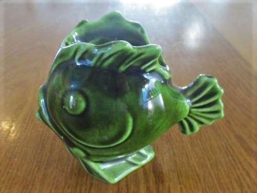 A CUTE VINTAGE PORCELAIN TOOTH PICK HOLDER - FISH-SHAPED