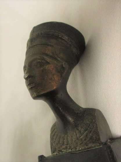 TWO VERY OLD BRONZE FIGURINES WITH PATINA OF PHAROAH KHAFRE AND QUEEN NEFERITITI MOUNTED ON WOOD