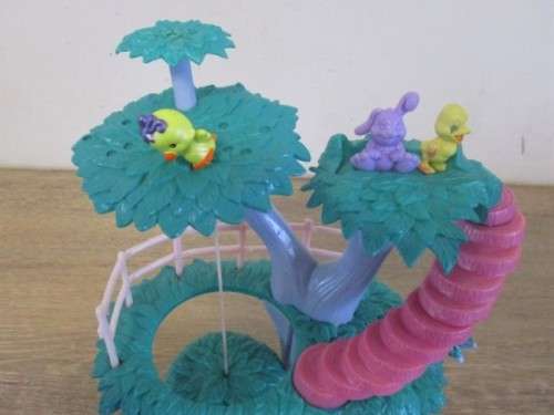 A CUTE TREEHOUSE WITH LIFT FOR YOUR LPS, SYLVANIAN FAMILY OR SMALL DOLLS AND FAIRIES