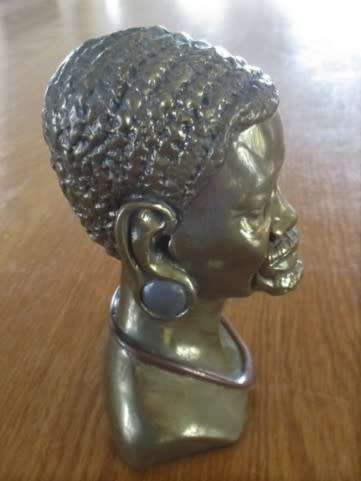 COLD CAST BRONZE HEAD (SIGNED) BY RENOWNED CASPER DARARE (EXHIBITED IN THE LOUVRE, FRANCE)