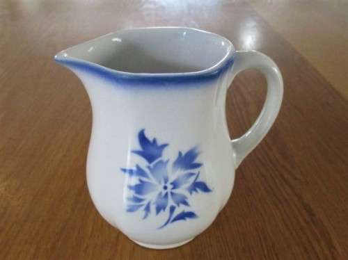 VINTAGE MID CENTURY ARABIA OF FINLAND MILK PITCHER - C. 1949 - 1964