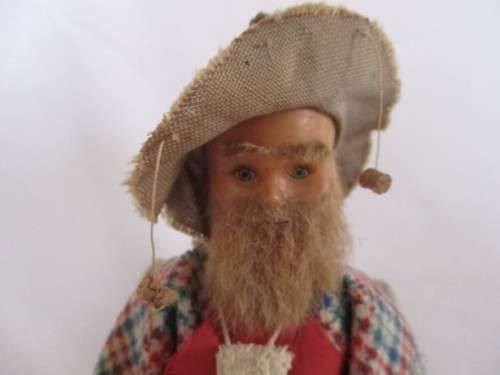 HE'S BEEN ON THE ROAD FOR MANY YEARS - A VINTAGE AUSTRALIAN SWAGMAN